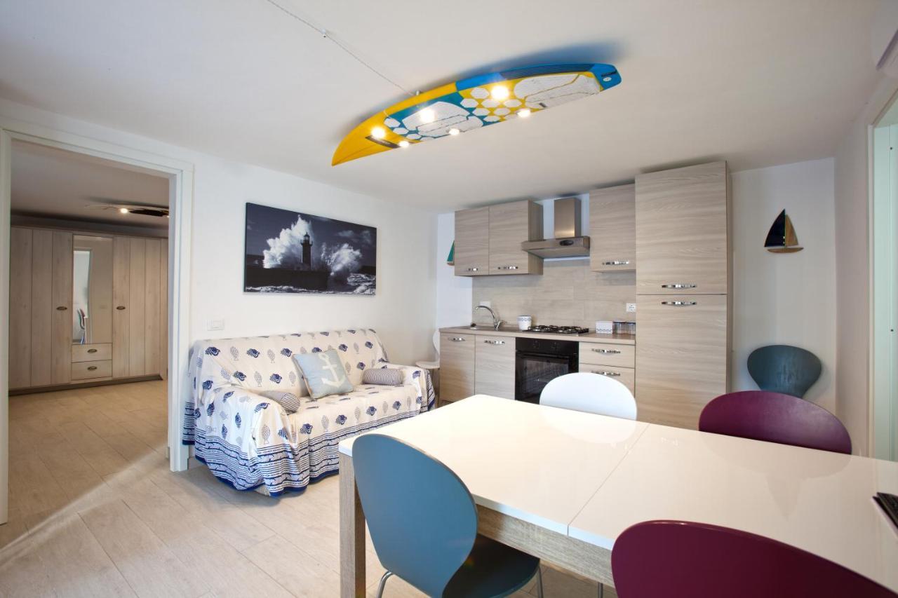 Surf And Windsurfer House Anzio Apartman Kültér fotó